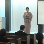 熱心に話される白駒妃登美氏