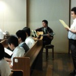 朝井先生のギター伴奏